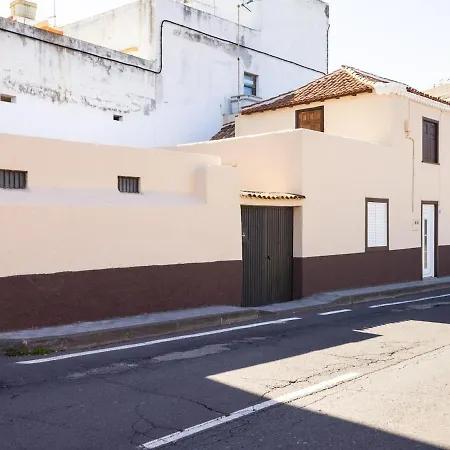 Ek Casita Vieja *